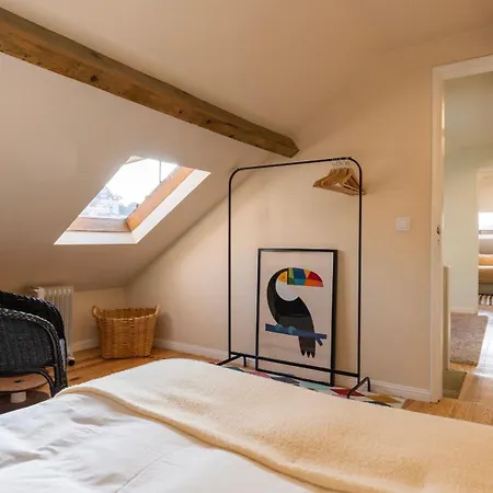 Charming Duplex With Castle View By Lovelystay *