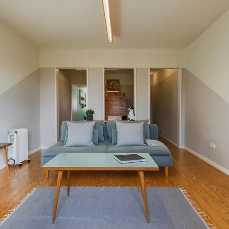 Vintage With Castle View By Lovelystay Apartmán Lisboa